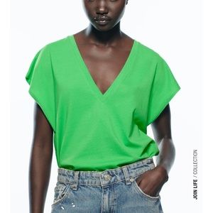 Zara V-neck t shirt in light green! Size small! Never worn!